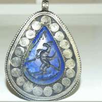 Baf 805 pendentif pendant afghan afghanistan lapis lazuli intaille pegase 39gr 1 