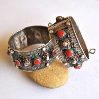 Bby 003 bracelet beni yenni 76gr h30 berbere kabyle argent emaille corail 8 