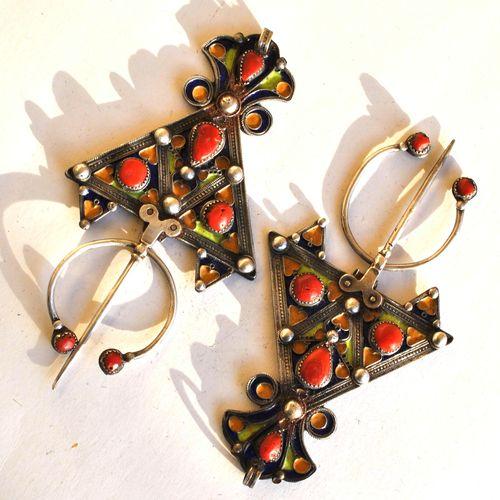 Bby 005 paire fibules beni yenni 190gr 16cm berbere kabyle argent emaille corail 12