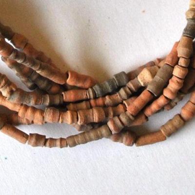 Bja 004 collier parure africaine ethnique perles pate verre terre cuite 97grl 1 