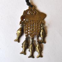 Bja 021 collier parure africaine ethnique pendant bronze poissons 54grl 2 