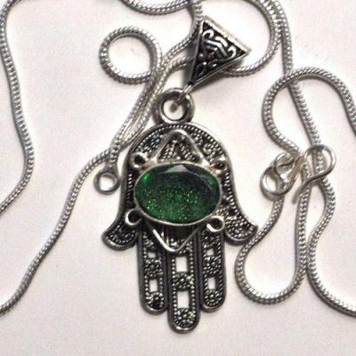 Bjb 023 pendentif chaine 15gr berbere kabyle hamsa main fatima quartz vert 10x15mm argent 1 