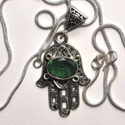 Bjb 023 pendentif chaine 15gr berbere kabyle hamsa main fatima quartz vert 10x15mm argent 1