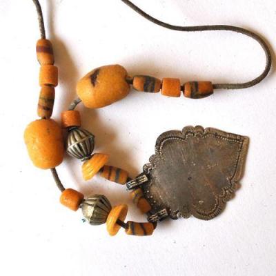 Bjb 027 collier parure berbere kabyle ethnique perles pate verre ambre argent 40gr 2 