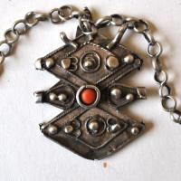 Bjb 033 collier beni yenni berbere kabyle chaine 66cm 65gr pendant 50x60mm corail argent ethnique 8 