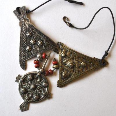 Bjb 039 collier berbere kabyle 3xfibules 140gr 70x90mm argent ethnique 1 