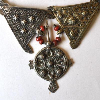 Bjb 039 collier berbere kabyle 3xfibules 140gr 70x90mm argent ethnique 1 