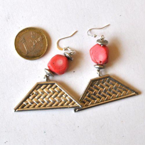 Bje 071 boucles oreilles pyramide egyptienne corail 20x45mm 19gr 5 