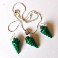 Bje 076 pendant boucles oreilles chaine pyramide egyptienne malachite 15x30mm 22gr 4 