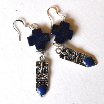 Bma 001 boucles pendants oreilles lapis lazuli croix fleur de lys 1 