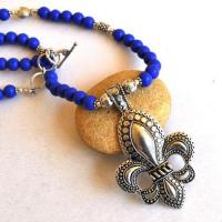 Bma 007 collier lapislazuli pendentif fleur de lys45x70mm 6 