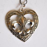 Bma 010 pendentif pendant chaine 80cm 22gr fleur de lys 60x60mm 1 