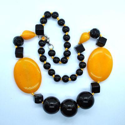 Col 030a collier parure onyx noir8 20mm agate jaune 30x40mm 98gr