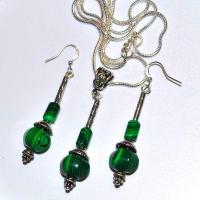 Col 066d collier boucles oreilles pendant chaine malachite 21gr 10x12mm