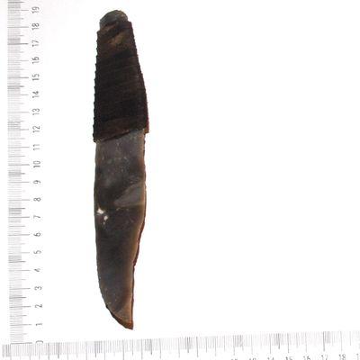 Csl 016c couteau prehistorique en silex taille 84g 180x35mm manche 70mm