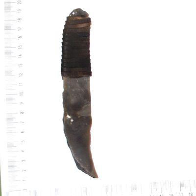 Csl 016e couteau prehistorique en silex taille 84g 180x35mm manche 70mm