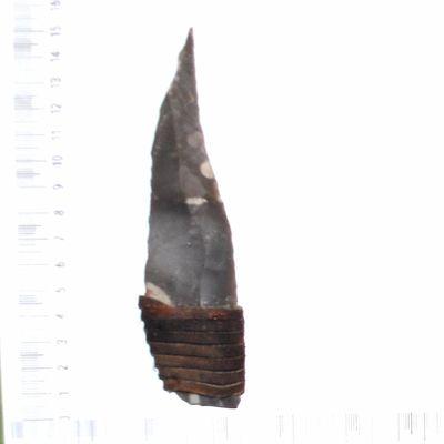 Csl 019a couteau prehistorique en silex taille 57g 150x35mm manche 40mm