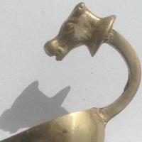 Lph 008 lampe a huile antique romaine bronze 360gr 120x80x40 cheval 2 