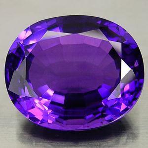 Pta 008c amethyste 23x19x11mm 30carats uruguay pierre semi precieuse