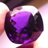 Pta 013c amethyste if 19x18x15mm 31carats uruguay pierre semi precieuse