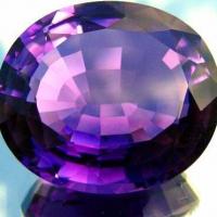 Pta 015b amethyste if 30x26x14mm 68carats uruguay pierre semi precieuse