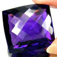 Pta 023a amethyste 26x24x16mm 66carats bresil pierre semi precieuse