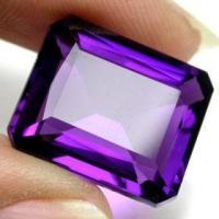 Pta 025c amethyste 23x19x13mm 43carats bresil pierre semi precieuse