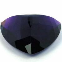 Pta 054b amethyste if 42x33x17mm 153carats uruguay pierre semi precieuse