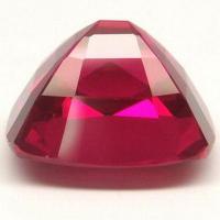 Ptp 002c topaze rouge 19x15x10mm pierre taillee joaillerie