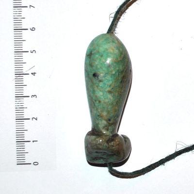 Scu 032a pendentif phallus perle amazonite 30gr 55x22mm prehistorique neolitique gaulois celte