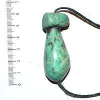 Scu 032c pendentif phallus perle amazonite 30gr 55x22mm prehistorique neolitique gaulois celte
