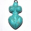 Scu 036b pendentif venue turquoise 34gr 55x30x20 prehistorique neolithique paleolithique 1