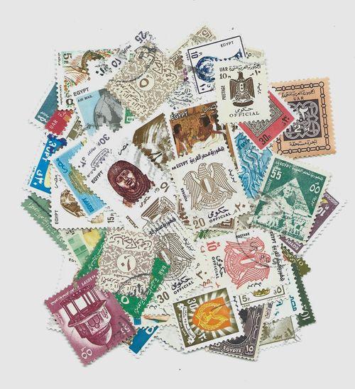 Tp 1002b lot de 100 timbres postes egypte neufs obliteres