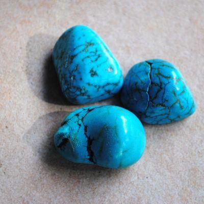 Tqp 044c lot 3xturquoise 65gr pierres brute polies achat vente